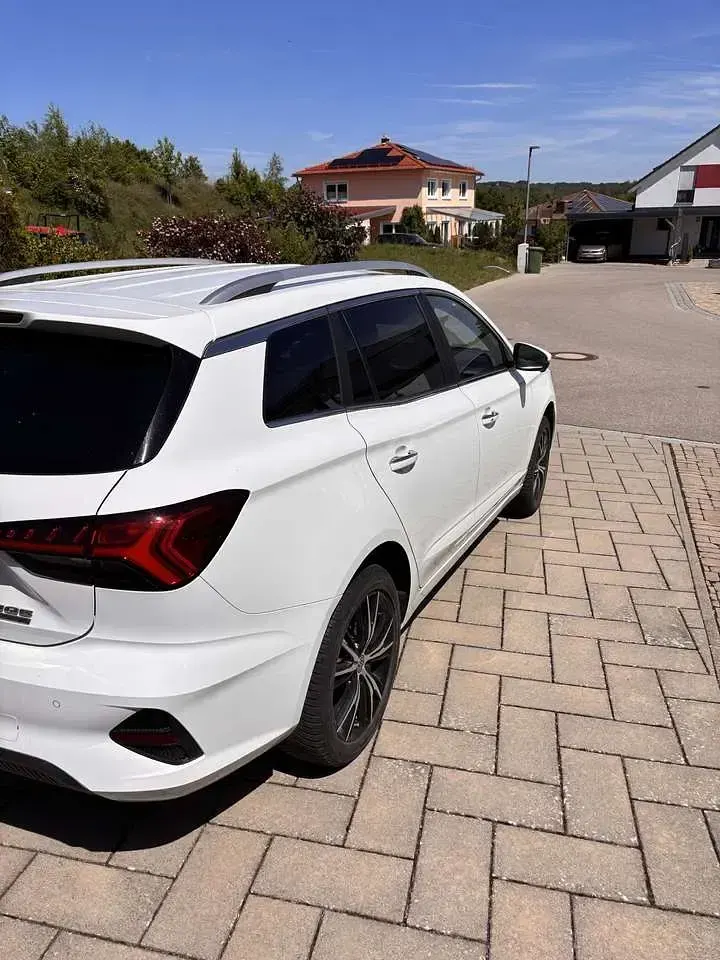 Gebraucht MG MG5 EV Luxury 130 kW (177 PS) 2022 Weiß Kombi