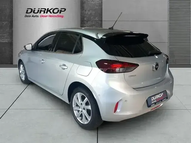 Gebraucht Opel Corsa Elegance 101 PS (74 kW) 2022 Aluminium silb/kristall silb Kleinwagen