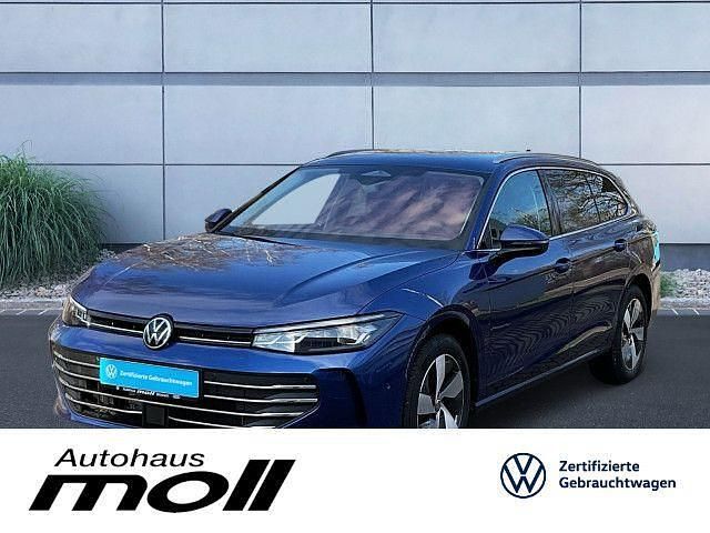 Blau Gebraucht 2024 VW Passat Business Kombi | 34.590 € (Fairer Preis) - Bild 1/3