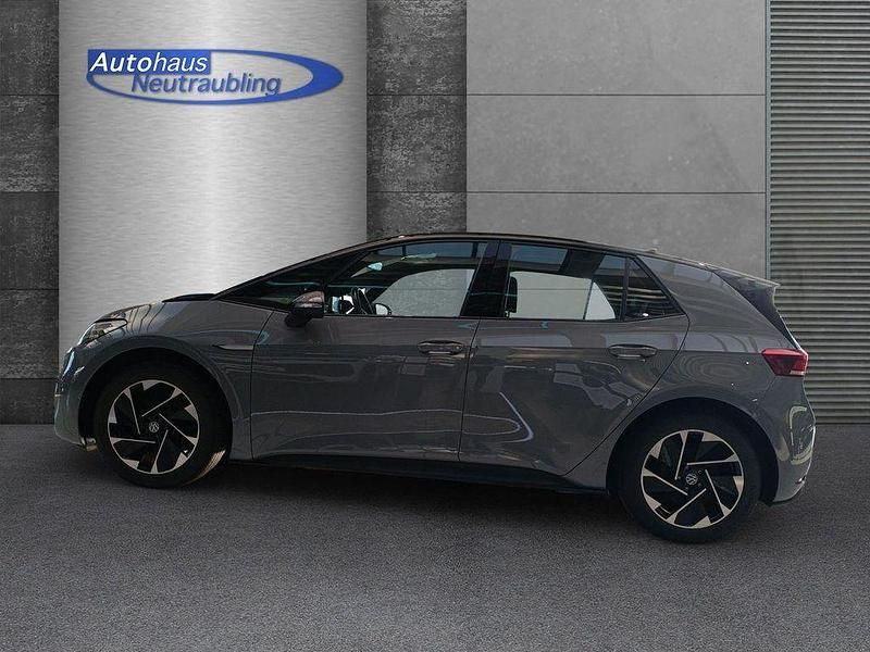 Gebraucht VW ID.3 Pure 110 kW (150 PS) 2022 Mondsteingrau uni Kleinwagen
