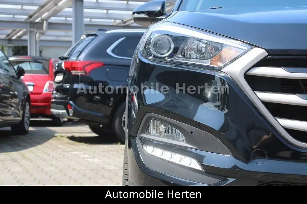 Gebraucht Hyundai Tucson Edition 177 PS (130 kW) 2017 Schwarz SUV