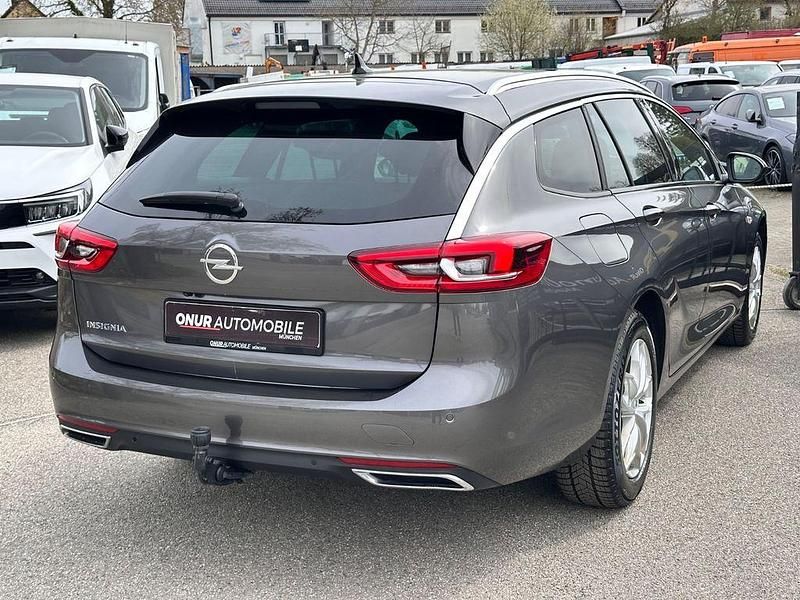Gebraucht Opel Insignia 174 PS (127 kW) 2023 Moonstone grey (metallic) Kombi