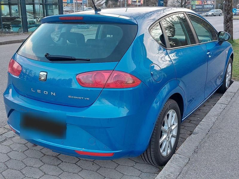Second-hand Seat Leon Copa 105 CP (77 kW) 2011 Albastru Hatchback