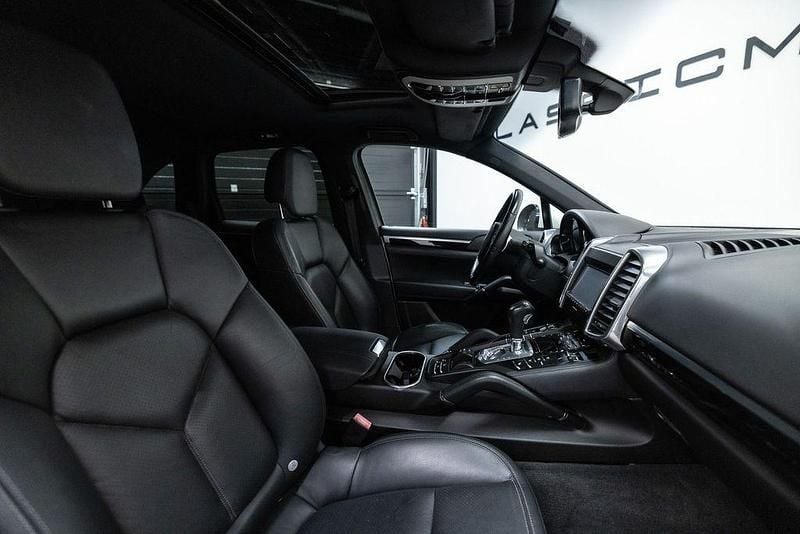 Gebraucht Porsche Cayenne 400 PS (294 kW) 2010 Weiß SUV