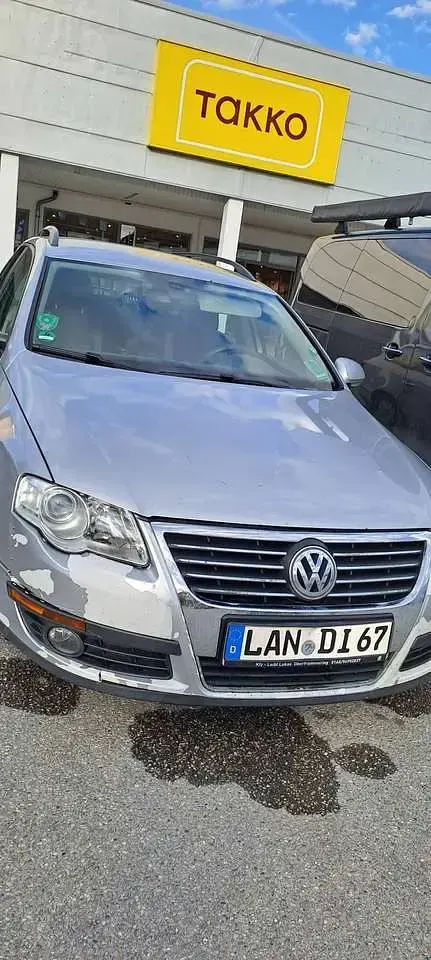 Gebraucht VW Passat 105 PS (77 kW) 2010 Silber Kombi