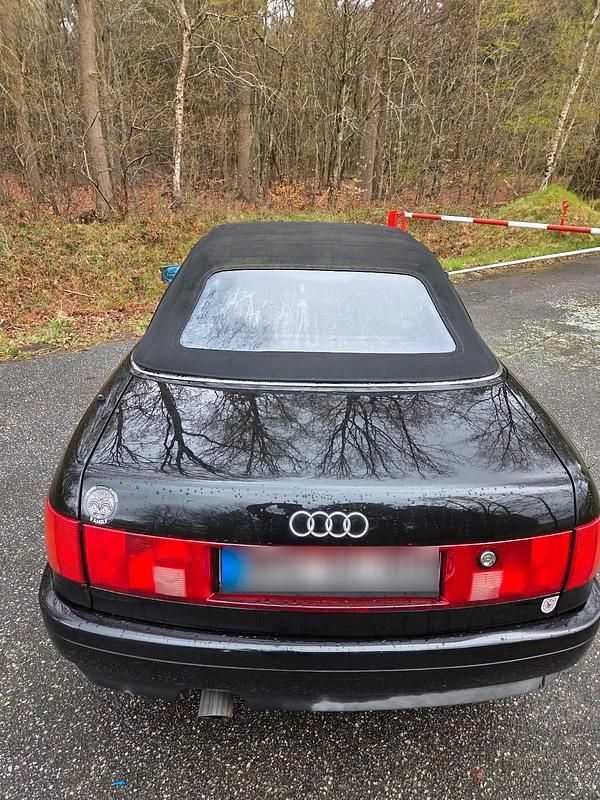 Second-hand Audi 80 116 CP (85 kW) 1995 Negru Cabrio
