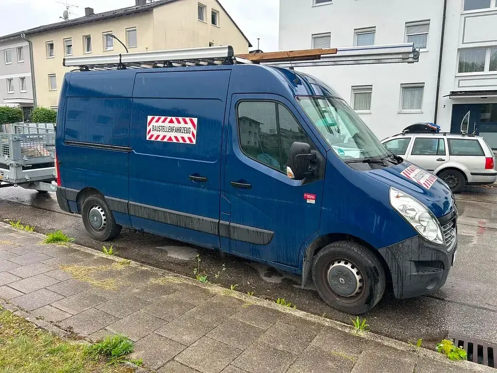 Gebraucht Renault Master 129 PS (94 kW) 2019 Blau Van / Kleinbus