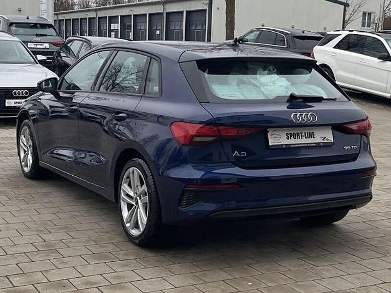 Gebraucht Audi A3 Ambiente 150 PS (110 kW) 2021 Andere Limousine