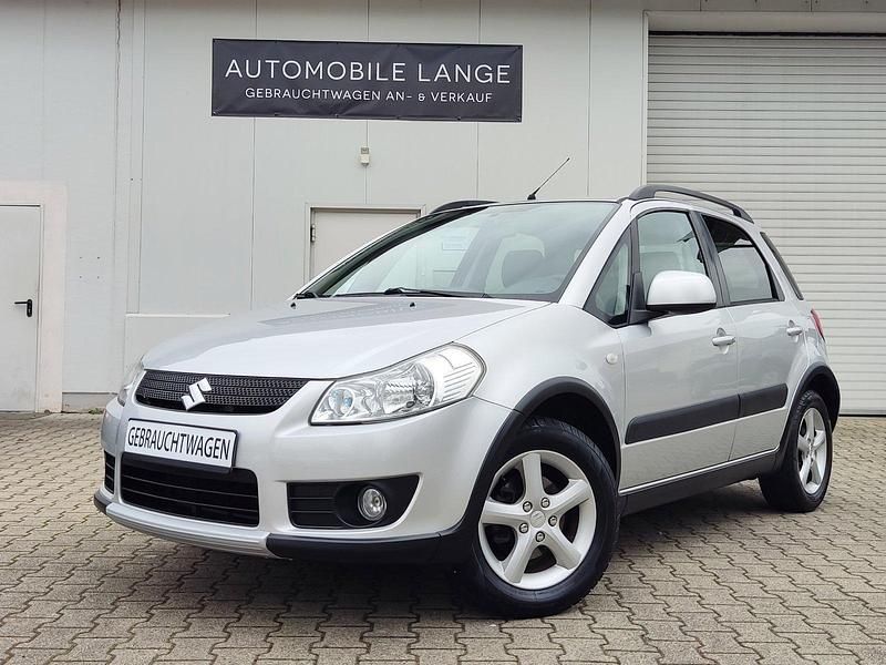 Gebraucht Suzuki SX4 107 PS (78 kW) 2009 Silber SUV