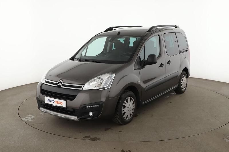 Gebraucht Citroën Berlingo XTR 120 PS (88 kW) 2017 Braun Van / Kleinbus
