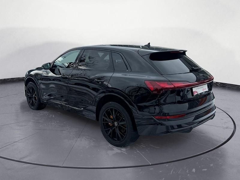 Gebraucht Audi e-tron S-Line 300 kW (408 PS) 2023 Schwarz SUV