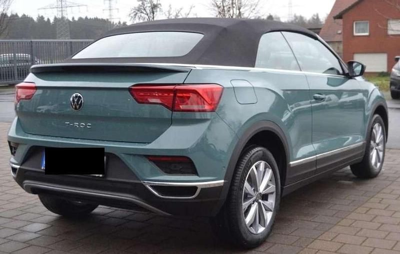 Grün Gebraucht 2022 VW T-Roc Cabriolet Style Cabrio | 22.500 € (Fairer Preis) - Bild 1/2