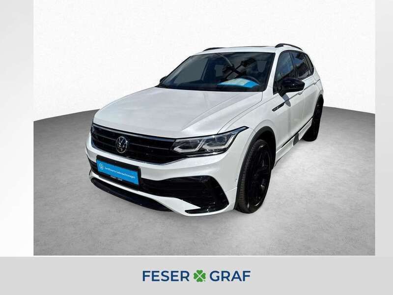Oryxweiß perlmutteffekt Gebraucht 2024 VW Tiguan Allspace R-line SUV | 45.990 € (Fairer Preis) - Bild 1/4