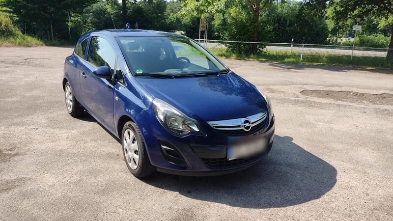 Blau Gebraucht 2014 Opel Corsa Kleinwagen | 2.750 € (Superpreis) - Bild 1/4