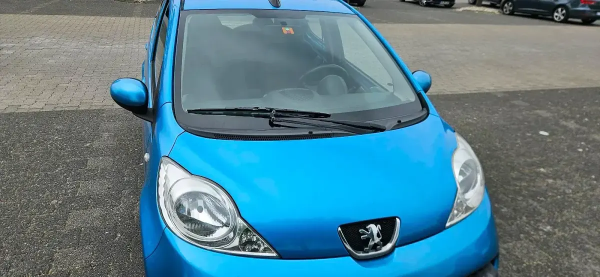 Gebraucht Peugeot 107 68 PS (50 kW) 2005 Blau Kleinwagen