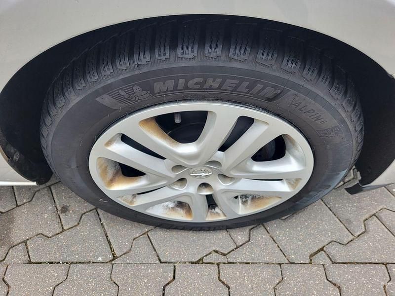 Gebraucht Opel Astra 105 PS (77 kW) 2020 Grau Kombi