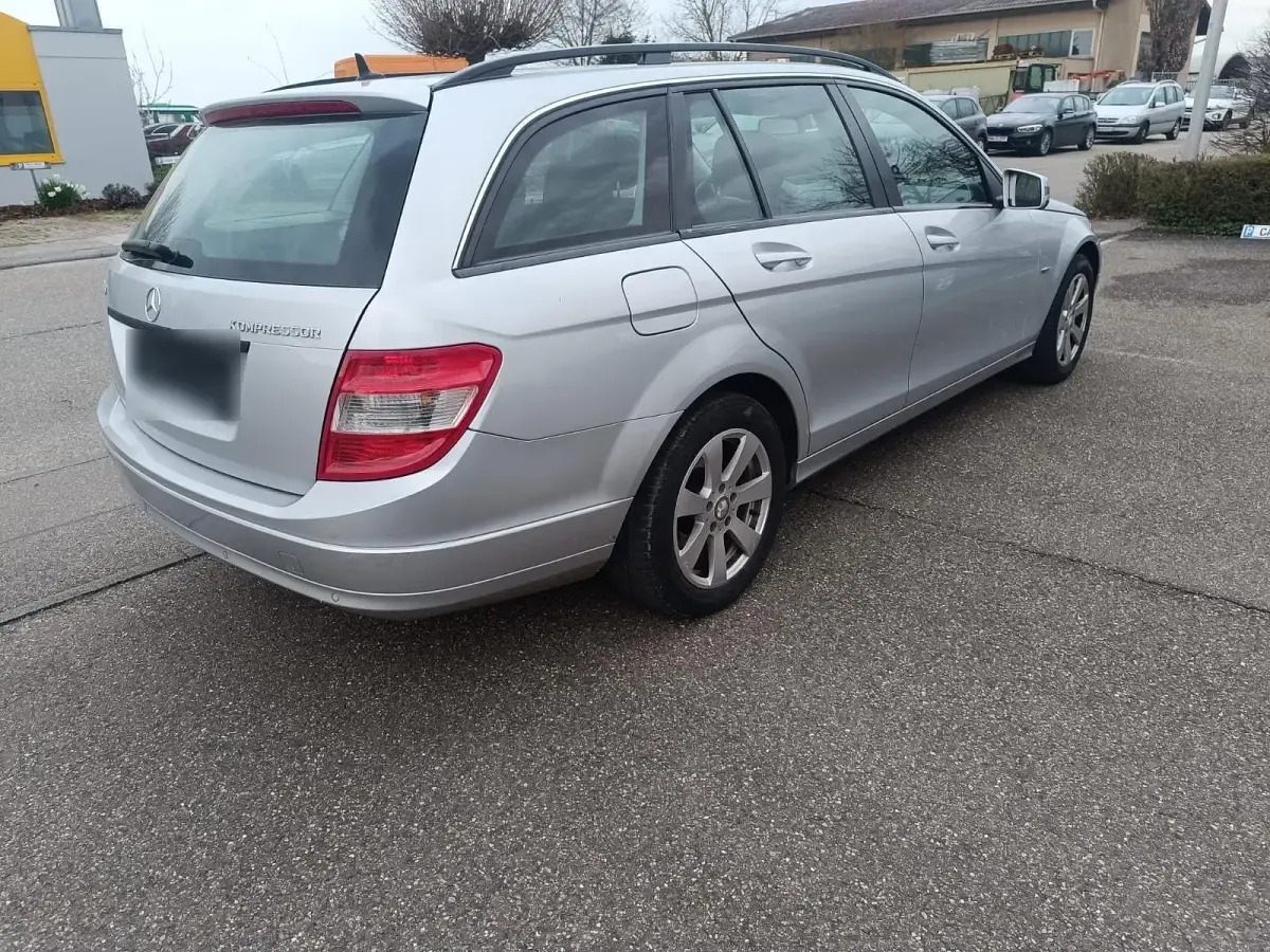 Gebraucht Mercedes C180 Elegance 156 PS (114 kW) 2009 Schwarz Kombi