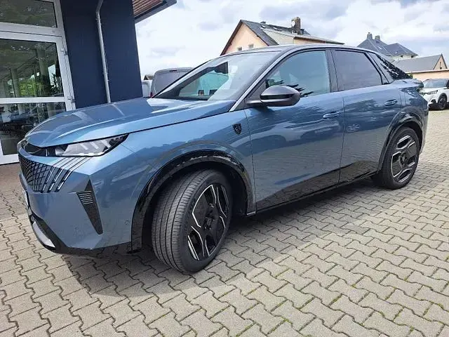 Gebraucht Peugeot e-3008 Long Range 169 kW (231 PS) 2025 Blau SUV