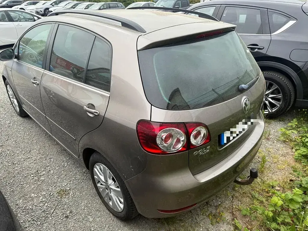 Gebraucht VW Golf Plus Cross Life 86 PS (63 kW) 2013 Braun Van / Kleinbus