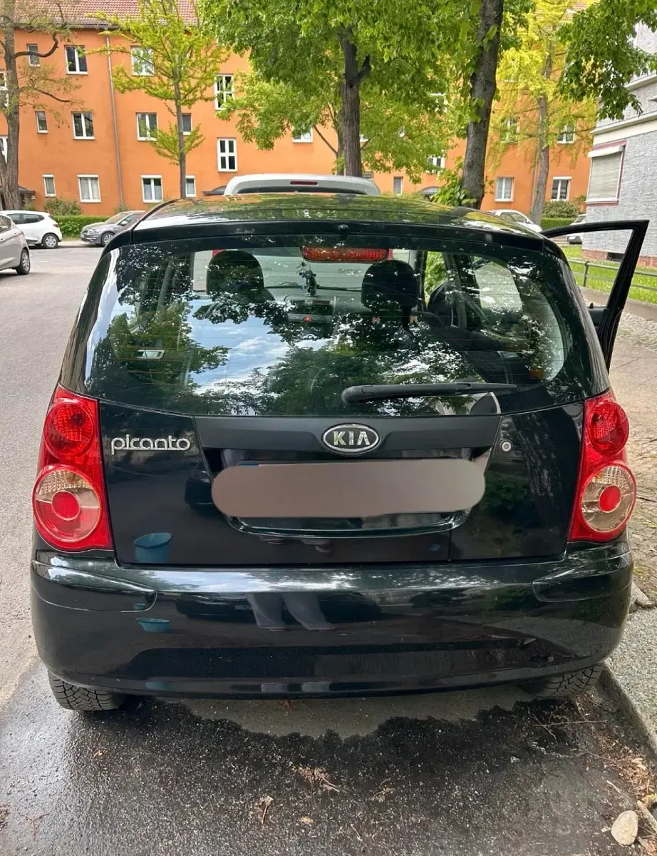 Gebraucht Kia Picanto 65 PS (47 kW) 2010 Schwarz Kleinwagen