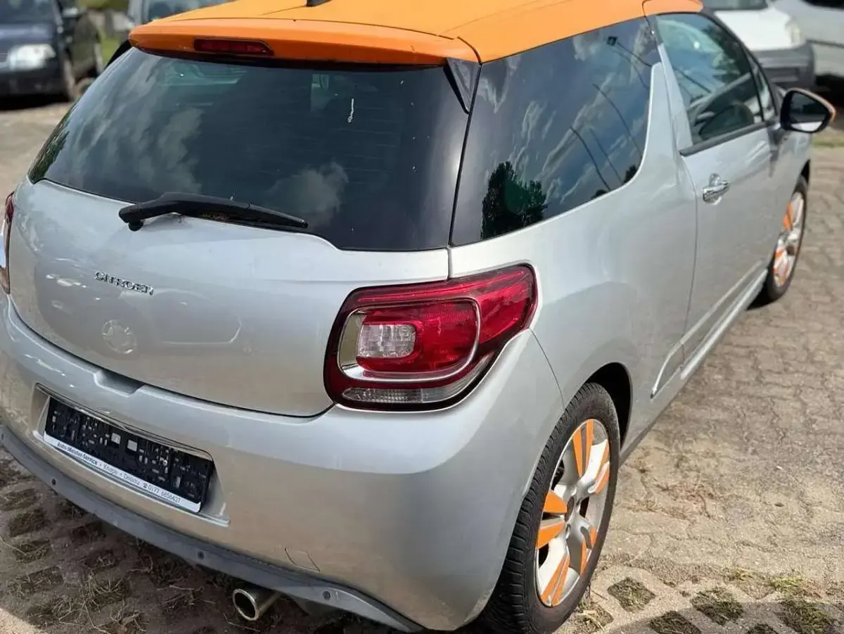 Gebraucht Citroën DS3 So Chic 120 PS (88 kW) 2012 Grau Kleinwagen