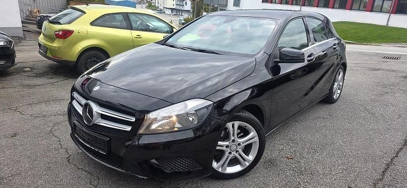 Schwarz Gebraucht 2013 Mercedes A180 Limousine | 7.500 € (Guter Preis) - Bild 1/4