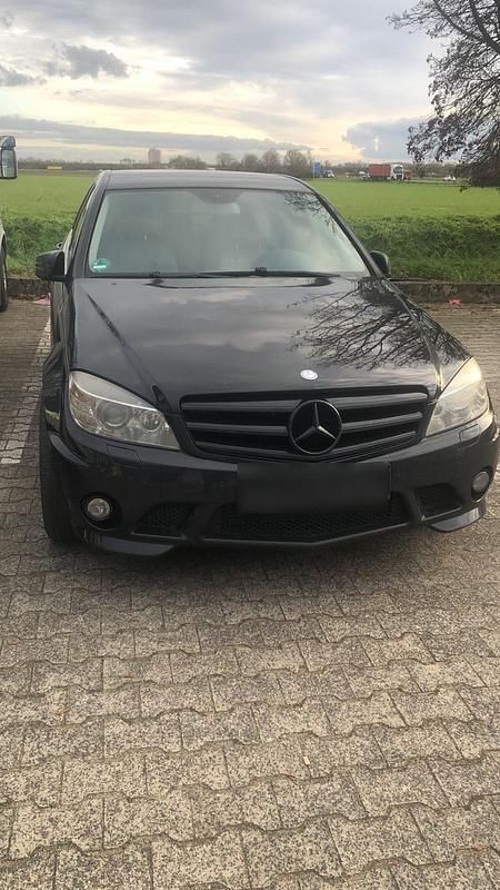 Gebraucht Mercedes C350 231 PS (169 kW) 2009 Schwarz Limousine