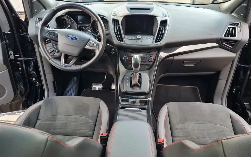 Gebraucht Ford Kuga ST-Line 272 PS (200 kW) 2017 Schwarz SUV