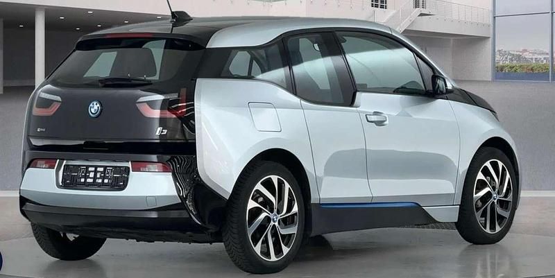 Weiß Gebraucht 2013 BMW i3 Kleinwagen | 9.900 € (Fairer Preis) - Bild 1/4