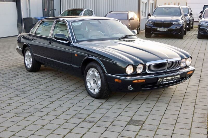 Gebraucht Jaguar XJ 284 PS (208 kW) 2000 Grün Limousine