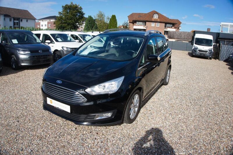 Iridiumschwarz metallic Gebraucht 2017 Ford Grand C-Max Titanium Van / Kleinbus | 11.480 € (Fairer Preis) - Bild 1/4