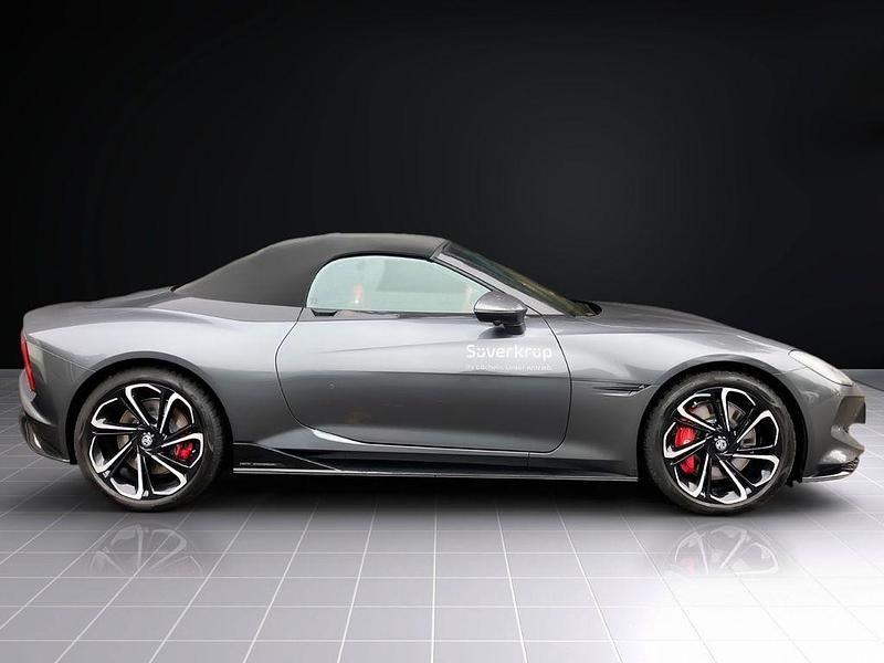 Neu MG Cyberster 375 kW (510 PS) 2026 Grau Cabrio