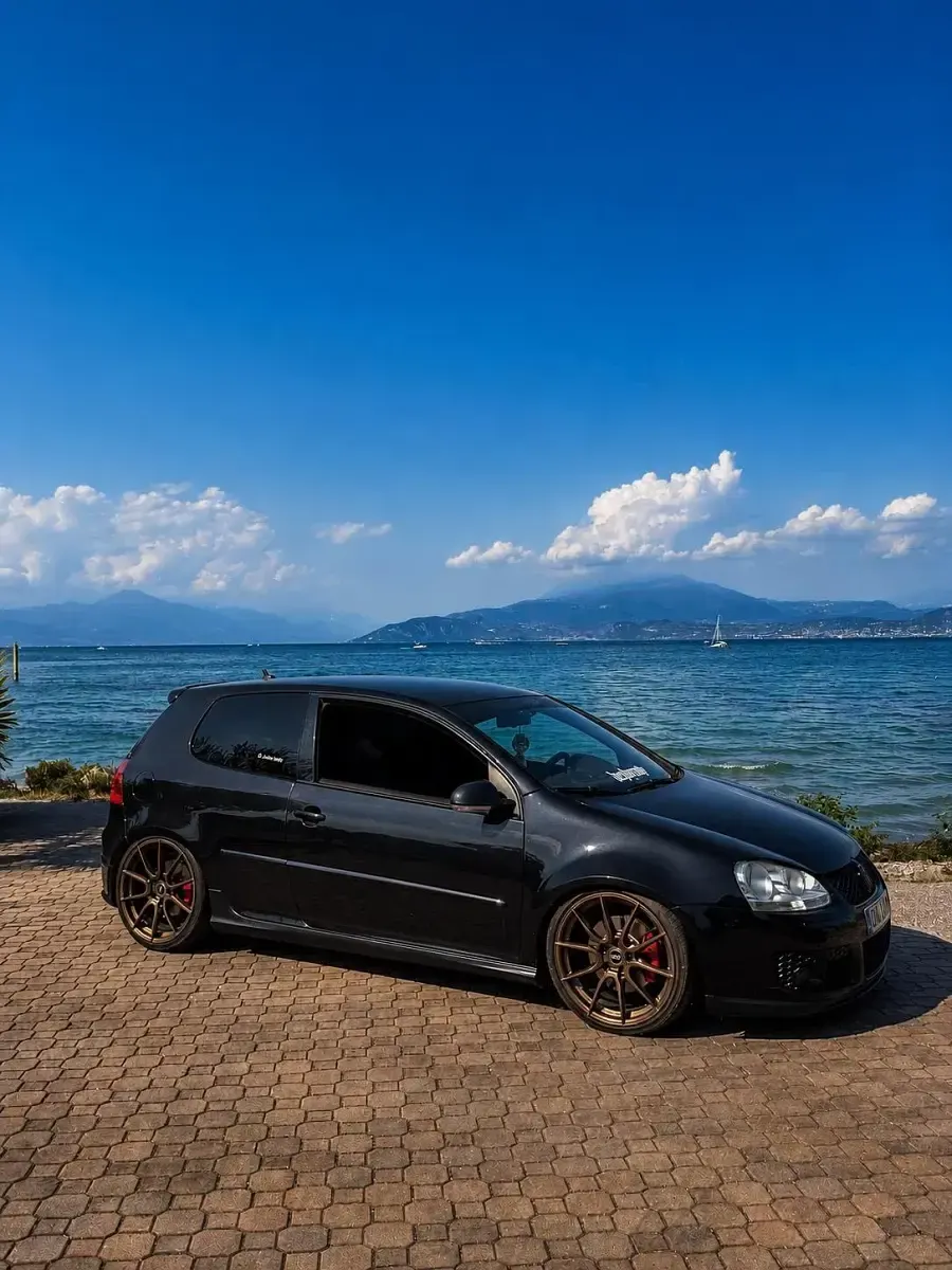 Gebraucht VW Golf V GTI 200 PS (147 kW) 2007 Schwarz Kleinwagen
