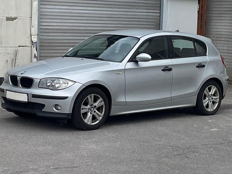 Gebraucht BMW 116 Sport Line 116 PS (85 kW) 2007 Silber Kleinwagen