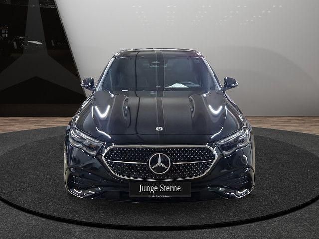 Obsidianschwarz Gebraucht 2025 Mercedes E200 AMG Limousine | 56.980 € (Guter Preis) - Bild 1/4