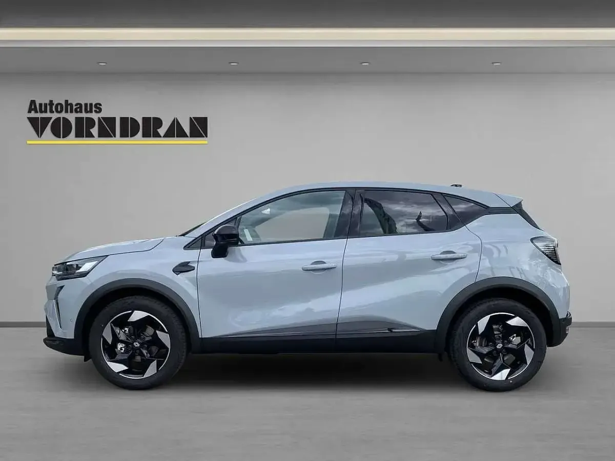 Neu Renault Captur Techno 114 PS (83 kW) 2025 Rafale grau metallic SUV