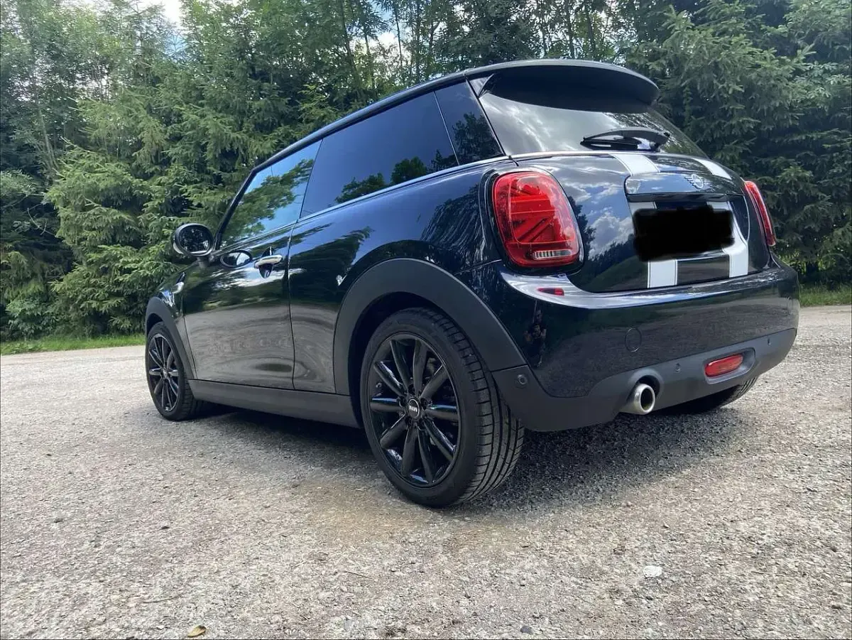 Gebraucht Mini Cooper 136 PS (100 kW) 2021 Schwarz Kleinwagen