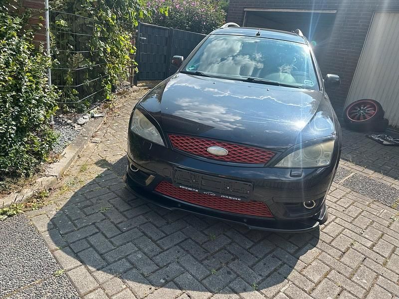 Schwarz Gebraucht 2003 Ford Mondeo Kombi | 2.300 € (Fairer Preis) - Bild 1/4