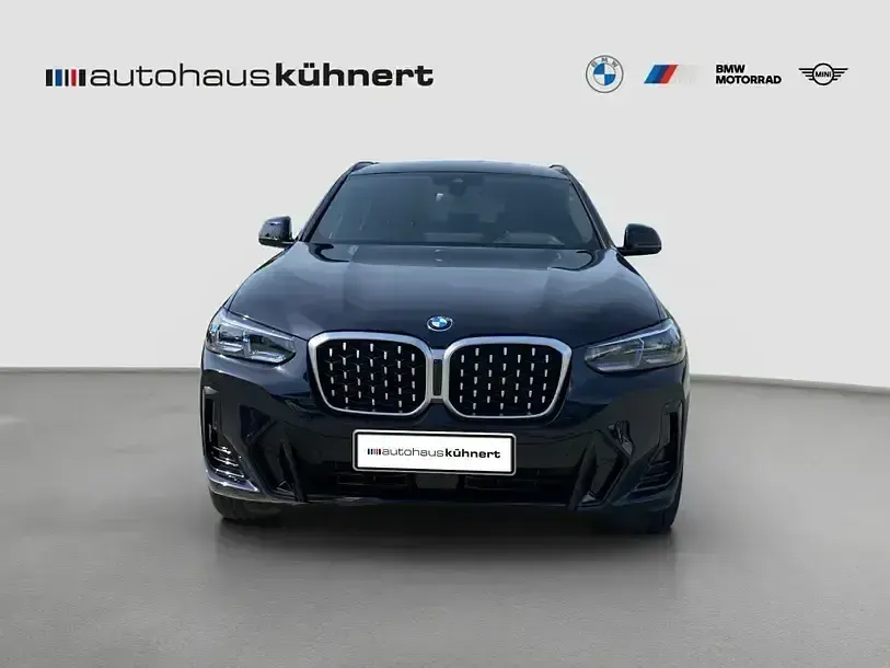 Gebraucht BMW X4 M Sport 389 PS (286 kW) 2025 Schwarz SUV