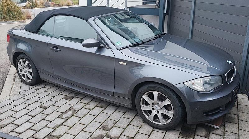 Gebraucht BMW 120 Cabriolet 177 PS (130 kW) 2008 Grau Cabrio