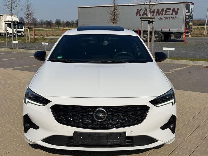 Gebraucht Opel Insignia Ultimate 200 PS (147 kW) 2022 Weiß Limousine