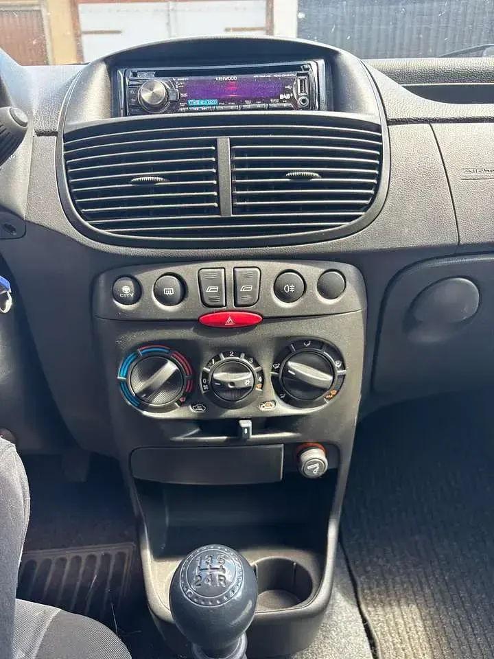 Gebraucht Fiat Punto 60 PS (44 kW) 2006 Silber Kleinwagen
