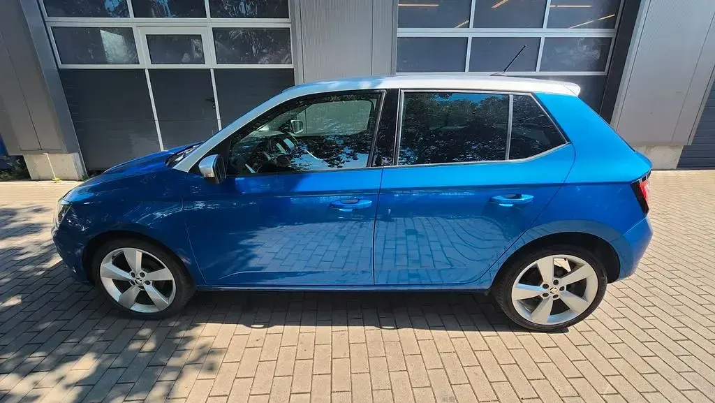 Gebraucht Skoda Fabia Style 95 PS (69 kW) 2018 Blau Limousine