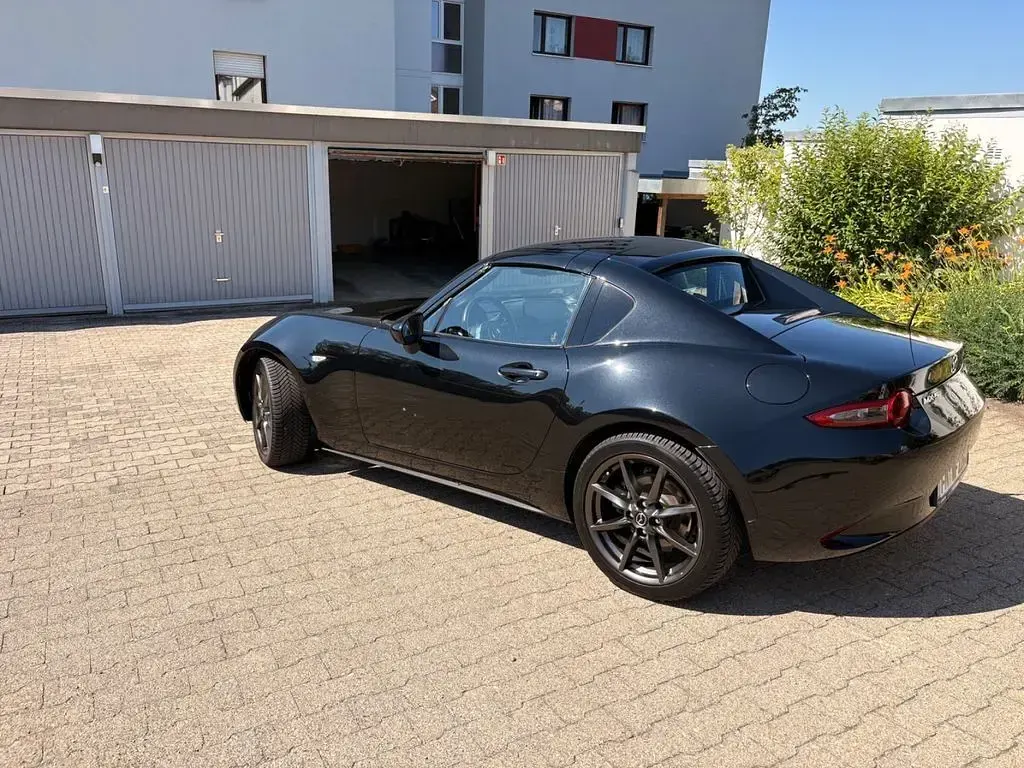 Gebraucht Mazda MX5 Exclusive-Line 160 PS (117 kW) 2018 Schwarz Cabrio