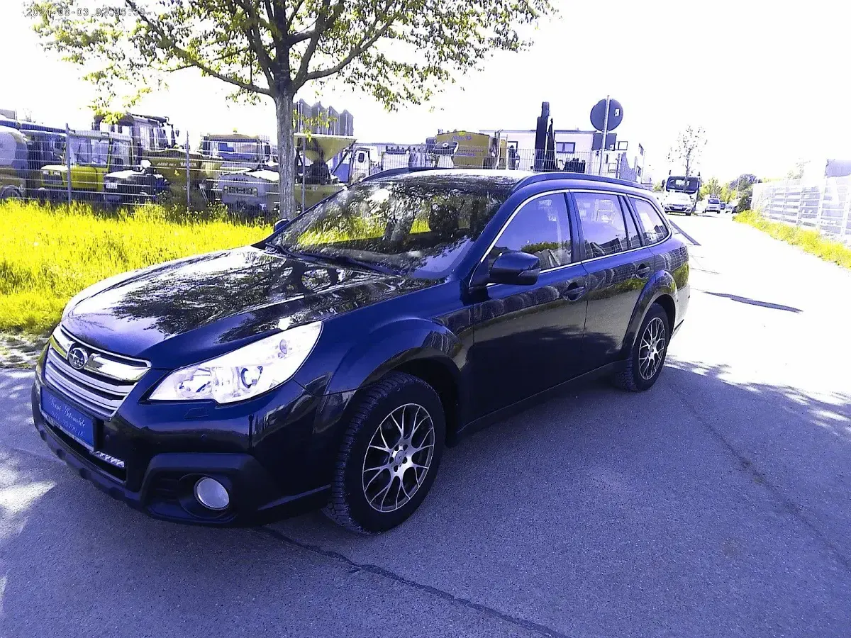 Gebraucht Subaru Outback Active 167 PS (122 kW) 2012 Blau Kombi