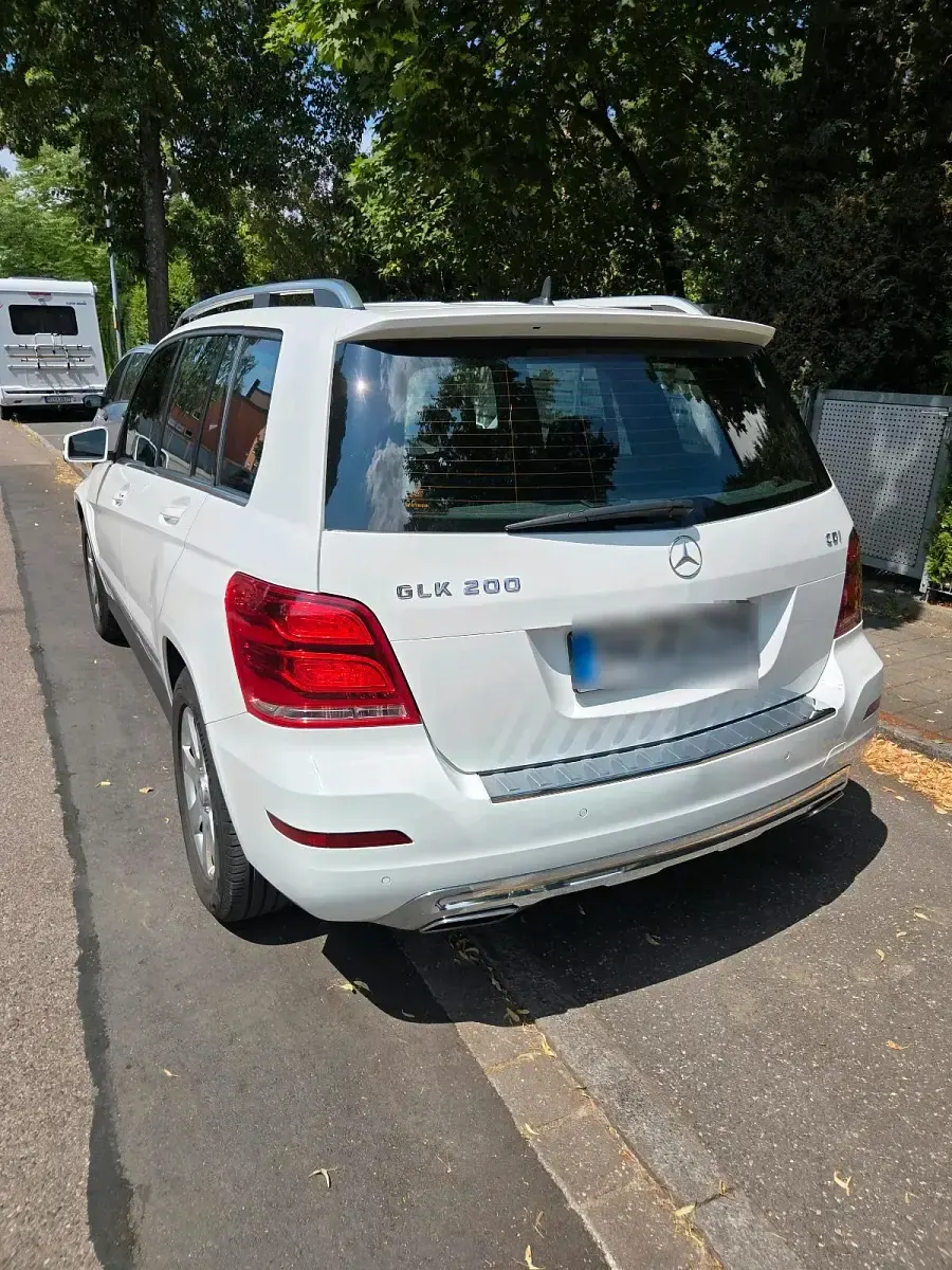 Gebraucht Mercedes GLK200 143 PS (105 kW) 2013 Weiß SUV