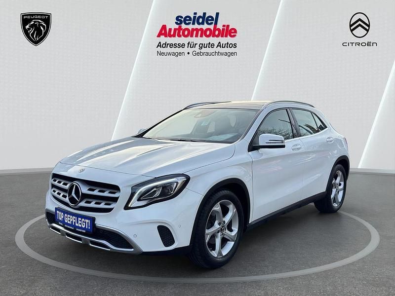 Weiß Gebraucht 2019 Mercedes GLA180 SUV | 20.880 € (Fairer Preis) - Bild 1/4