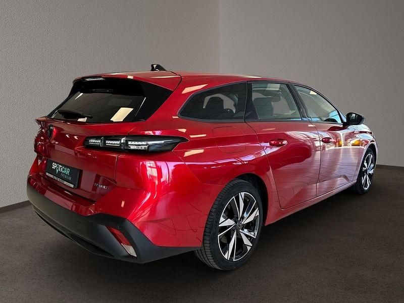 Gebraucht Peugeot 308 SW Active 181 PS (133 kW) 2022 Elixir rot Kombi