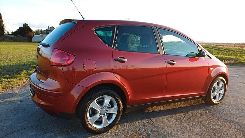 Gebraucht Seat Altea Reference 102 PS (75 kW) 2006 Rot Van / Kleinbus