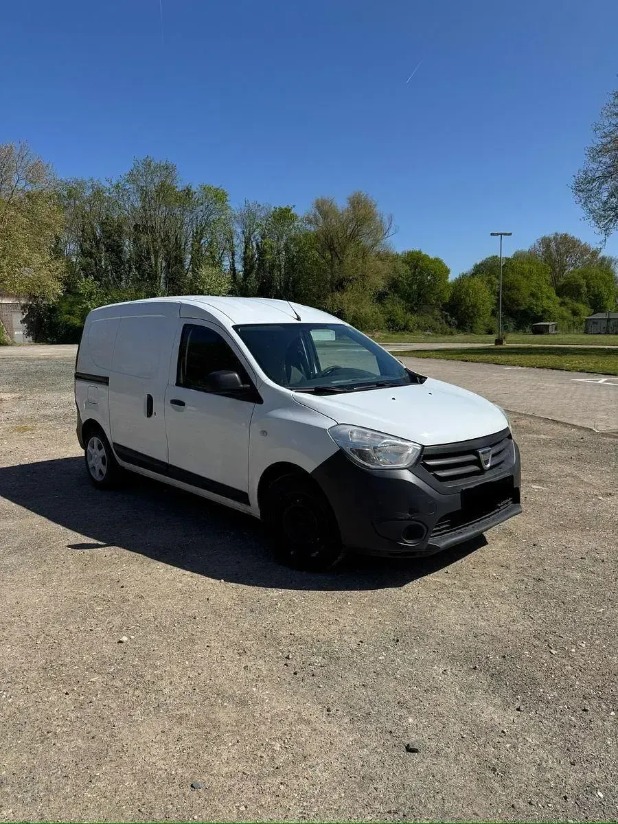 Gebraucht Dacia Dokker 83 PS (61 kW) 2013 Weiß Van / Kleinbus